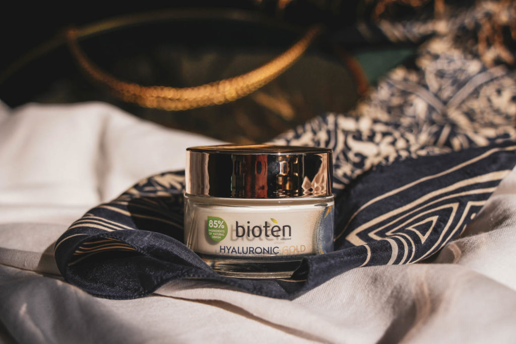 Recenze kosmetické péče pro zralou pleť Bioten Hyaluronic Gold.