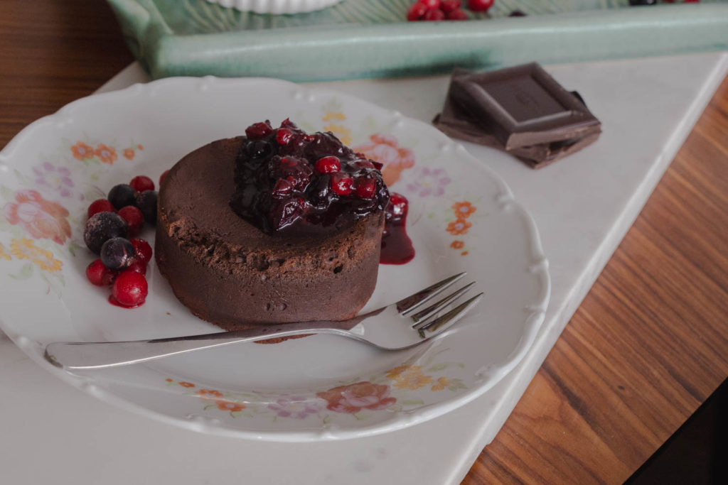 Recept na čokoládový fondant bez lepku jako ideální valentýnský dezert.