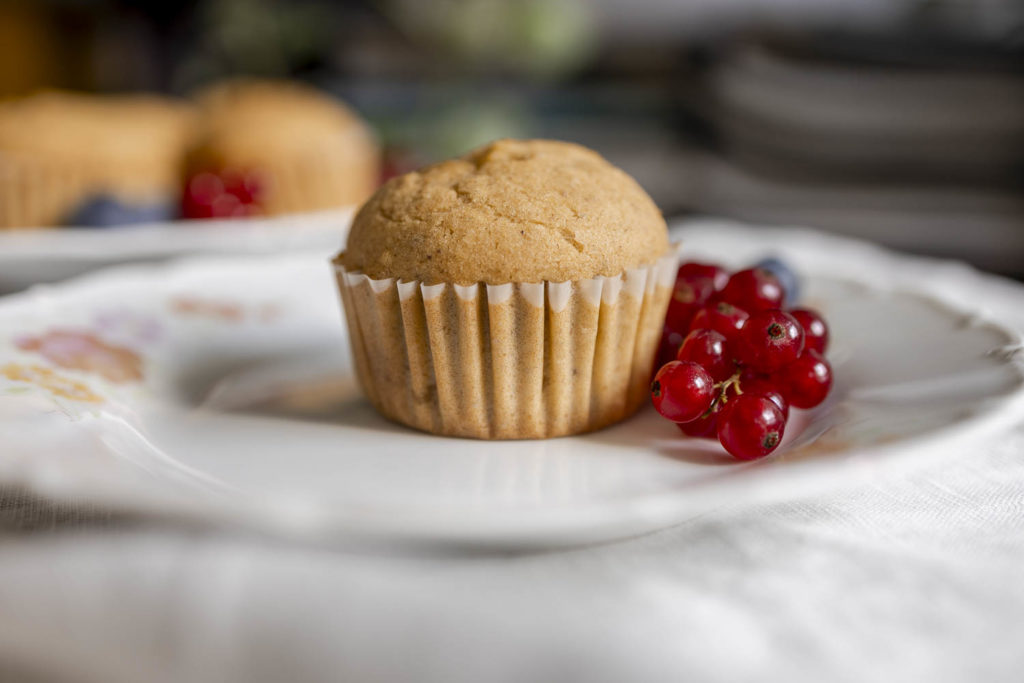 Citronové muffiny bez lepku s bílou čokoládou a Lemon Curd. 